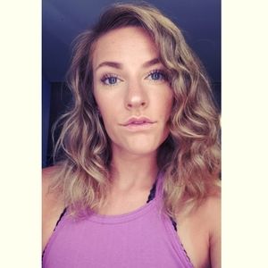 Meet your Posher, Kari